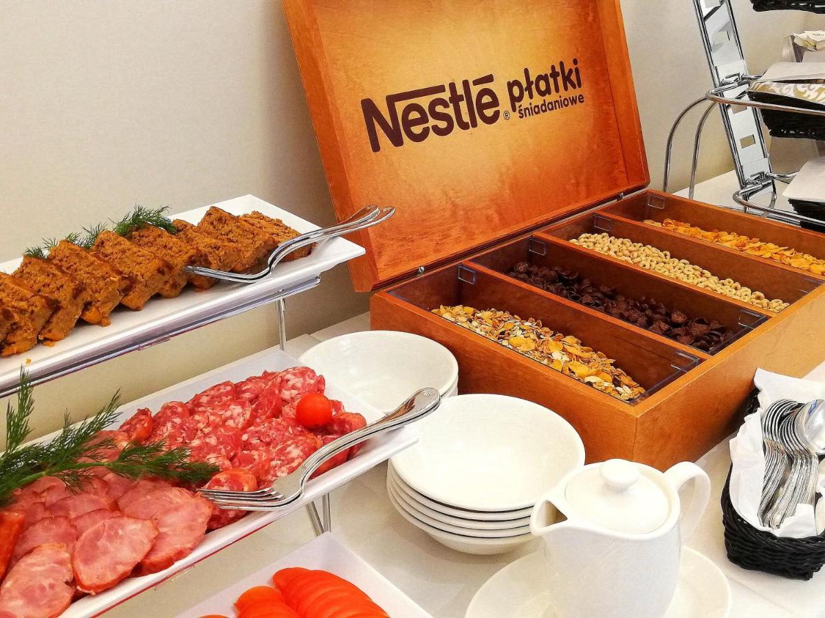 Boutique Odyseja & Spa Ciechocinek Exterior foto Nestlé breakfast